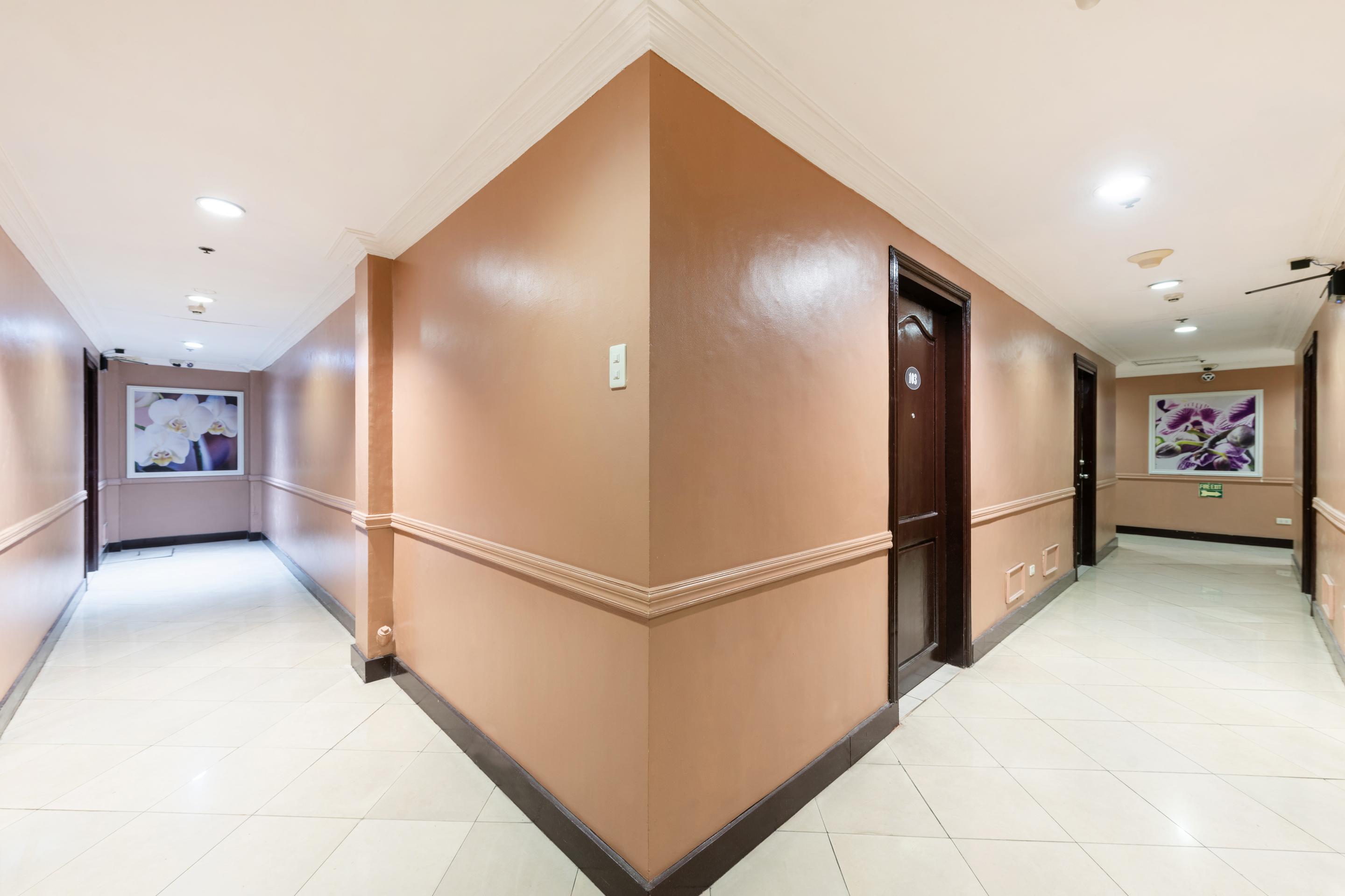 Oyo 115 Northridge Mansions Hotel Quezon City Eksteriør billede