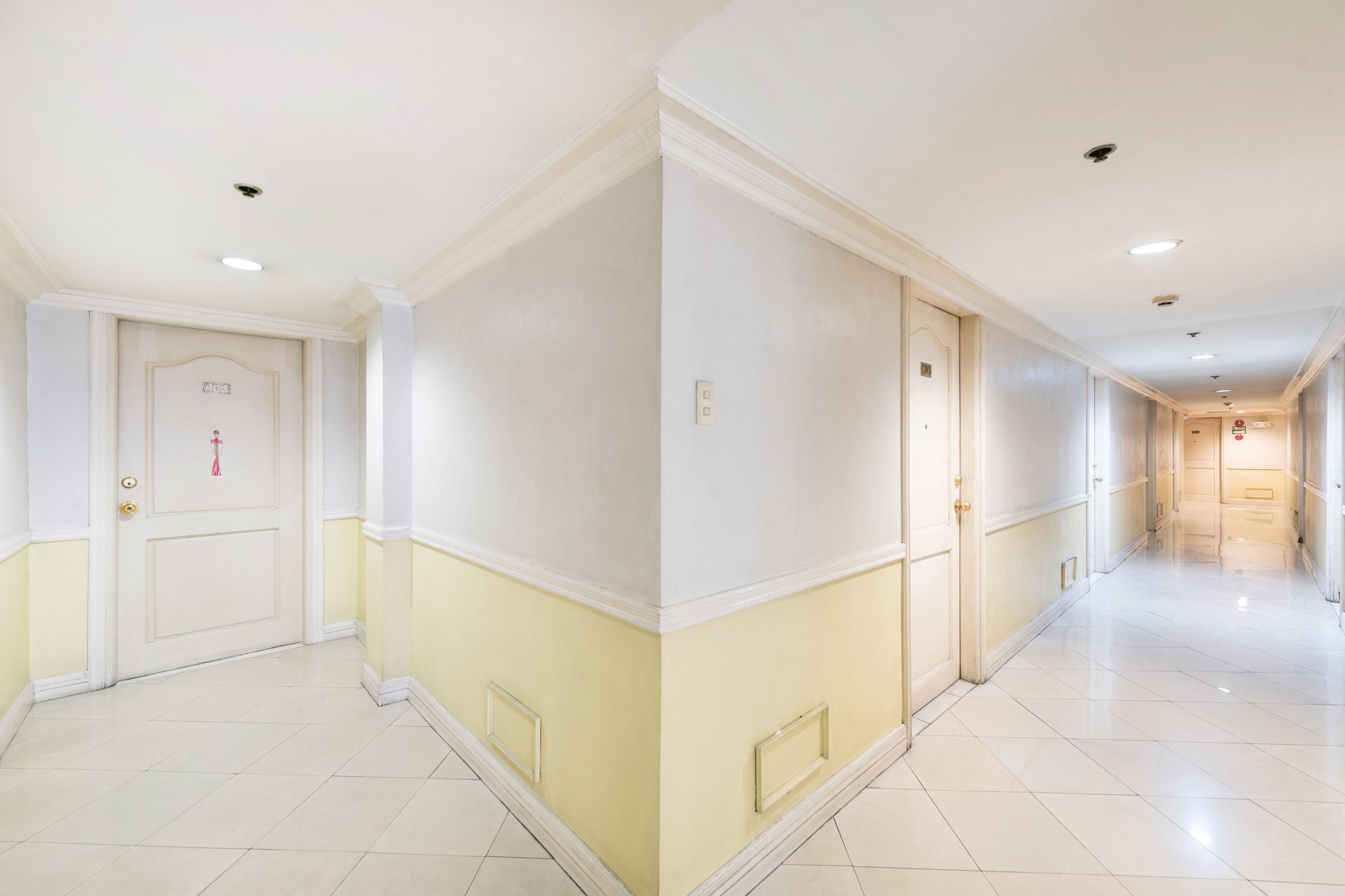 Oyo 115 Northridge Mansions Hotel Quezon City Eksteriør billede