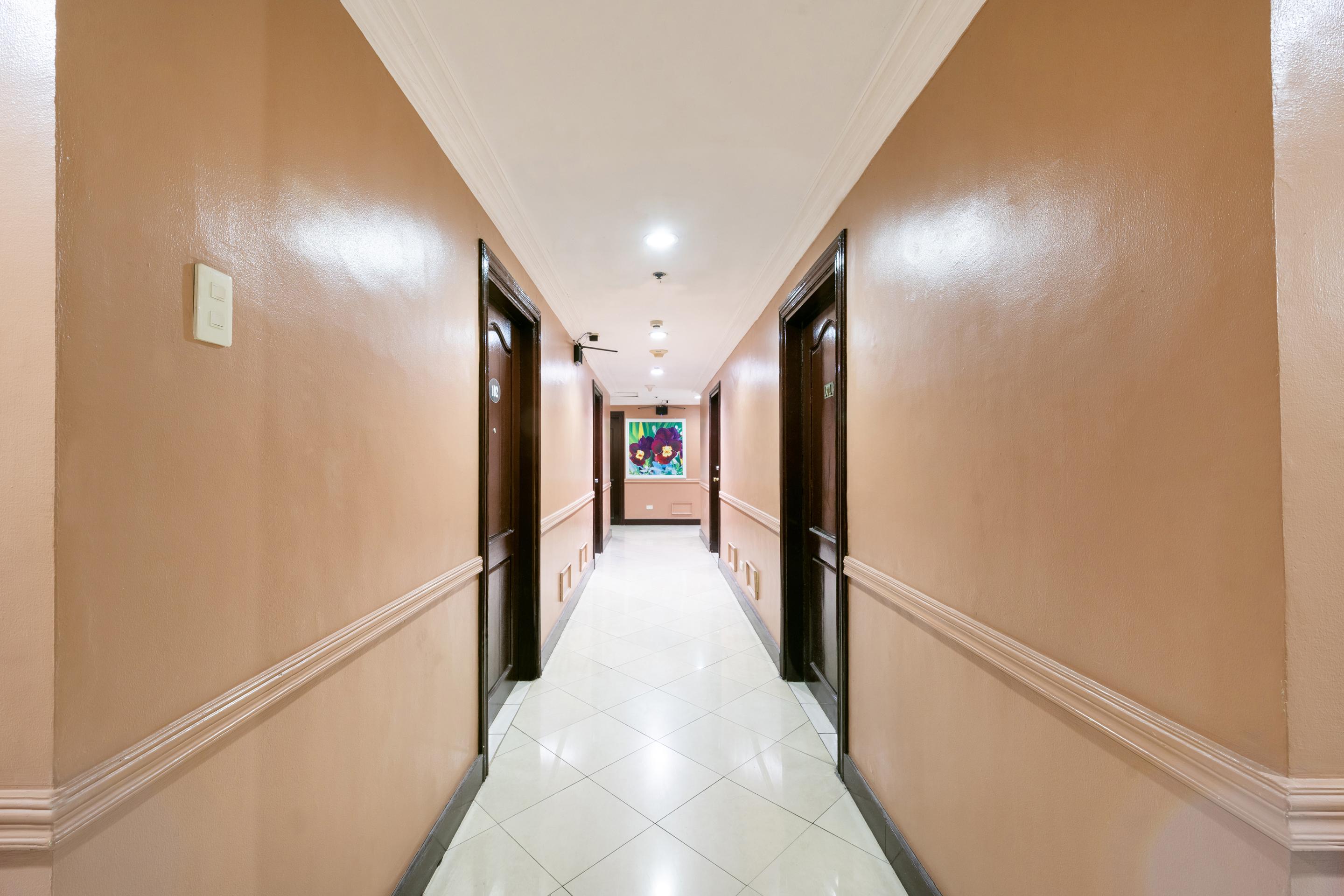 Oyo 115 Northridge Mansions Hotel Quezon City Eksteriør billede