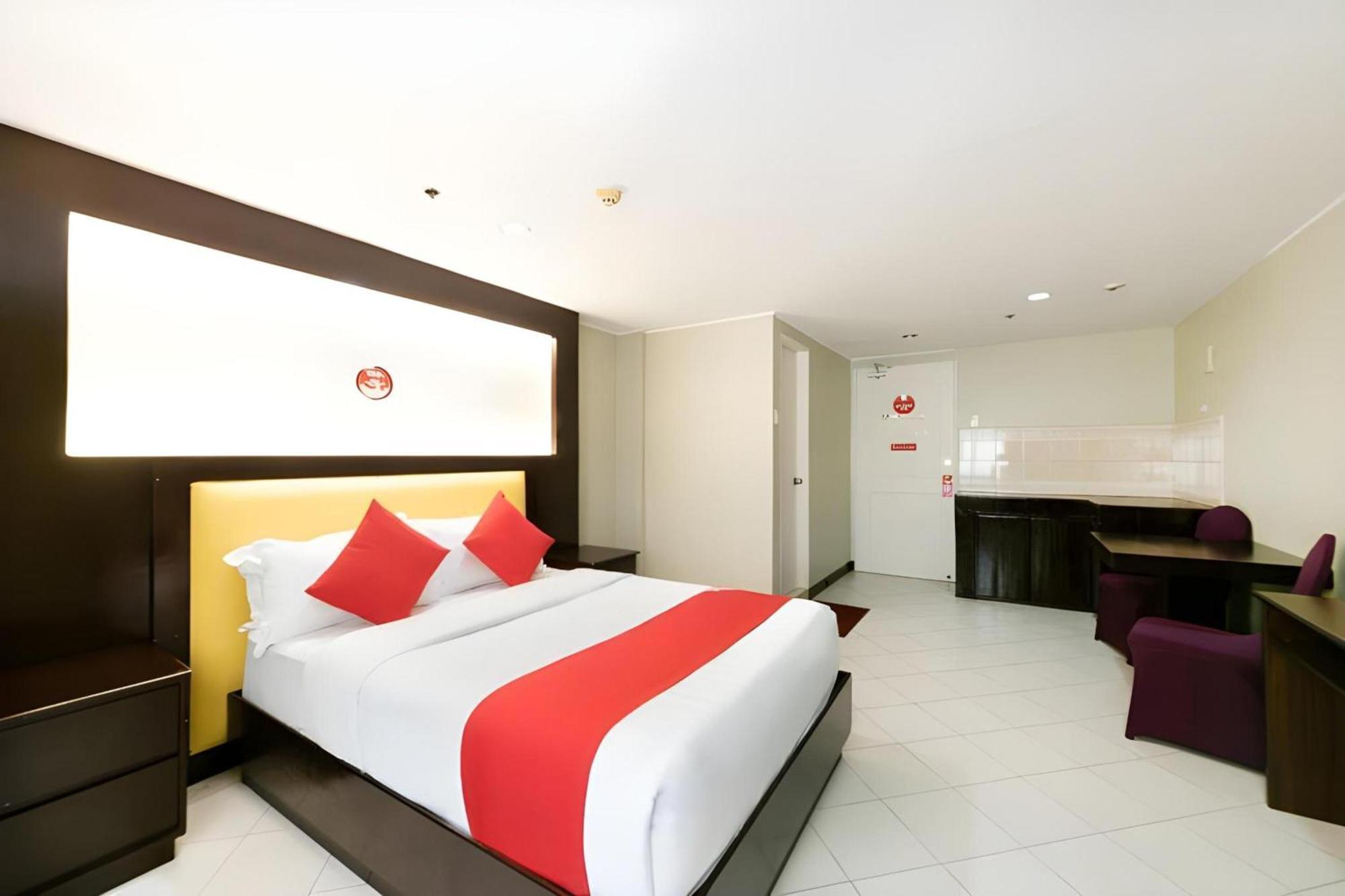 Oyo 115 Northridge Mansions Hotel Quezon City Eksteriør billede